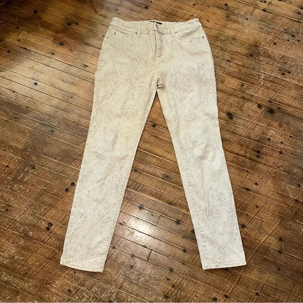 Chico's So Slimming Beige Pants